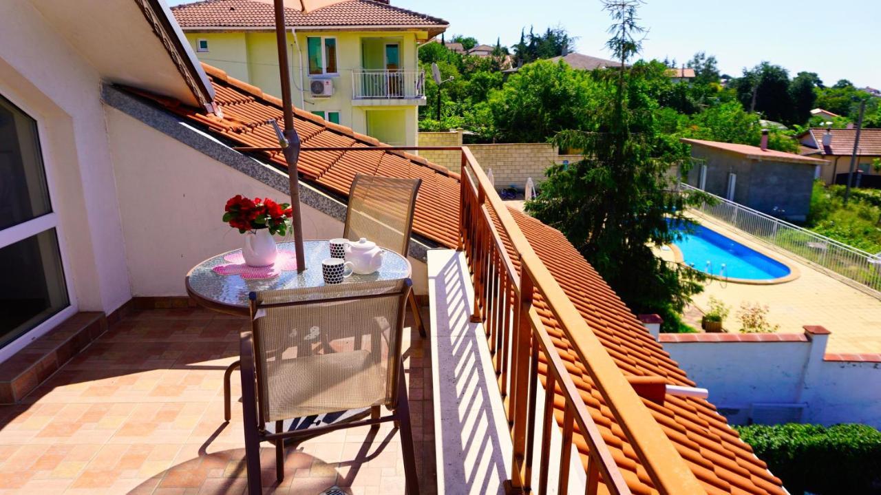 Вила Сънрайз - Villa Sunrise Varna Exterior photo