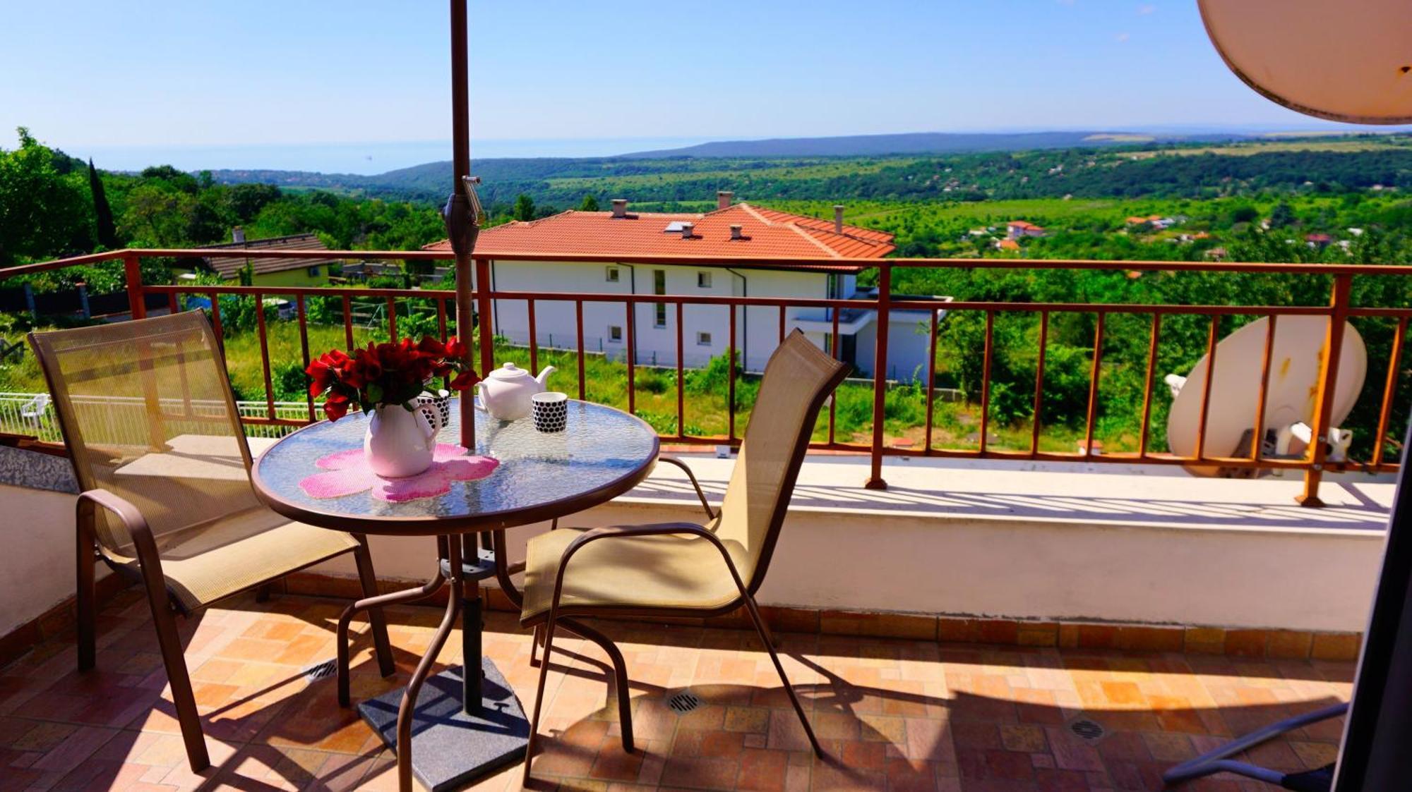 Вила Сънрайз - Villa Sunrise Varna Exterior photo